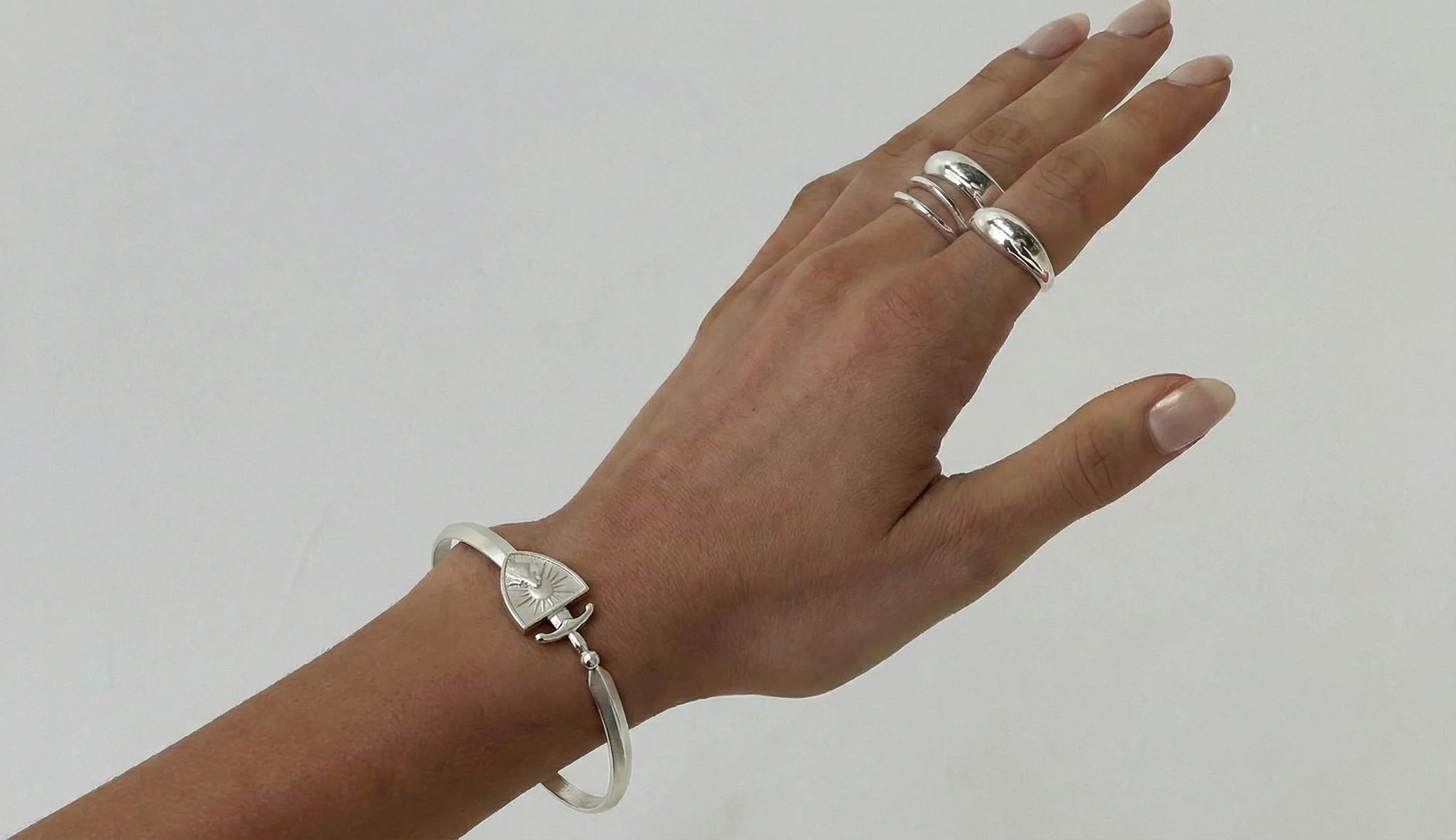 Hill Mace bracelet worn on the wrist