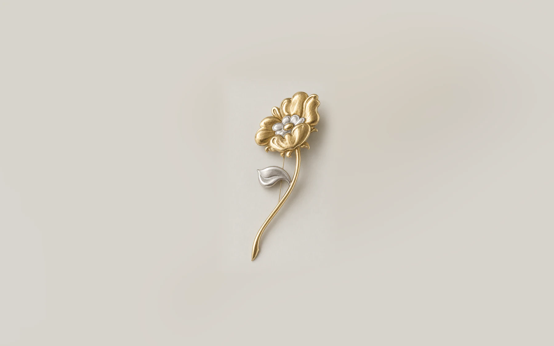 Two-tone Westover lapel pin